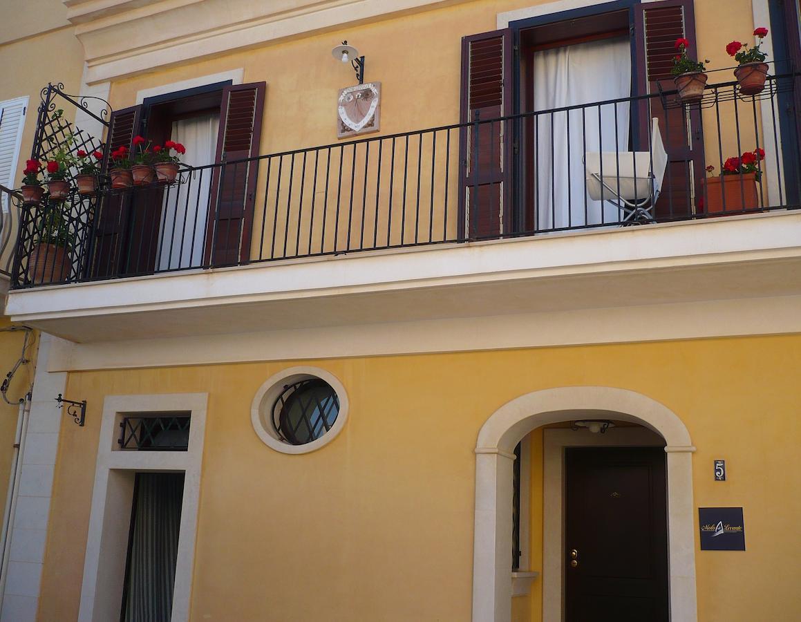 Molo Di Levante - Rent Apartment Marina di Ragusa Exterior photo
