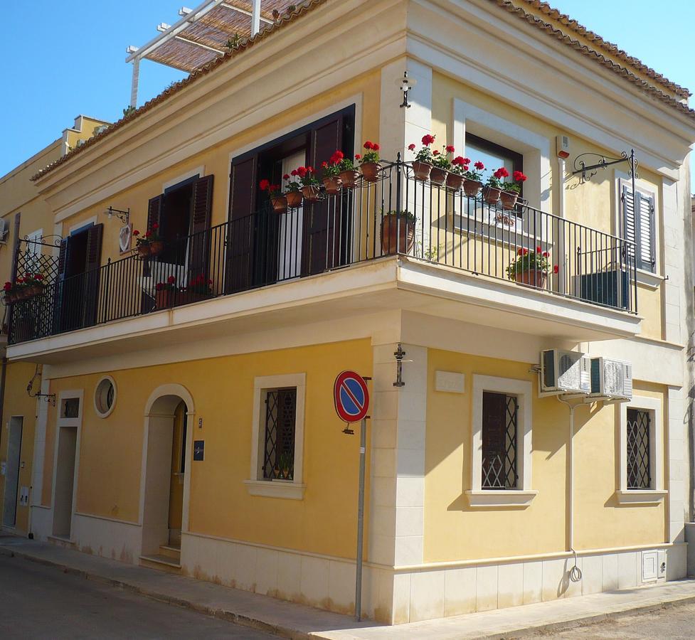 Molo Di Levante - Rent Apartment Marina di Ragusa Exterior photo